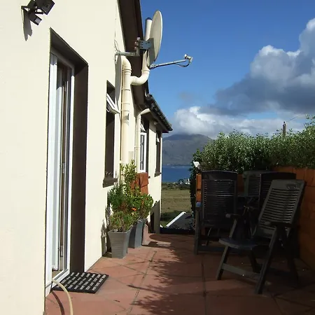 Sunnymeade Accommodation With Sea View *