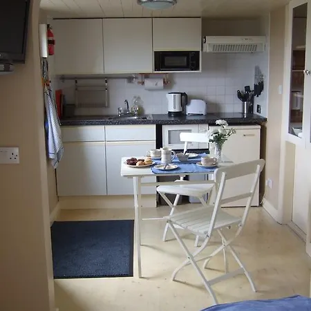 Sunnymeade Accommodation With Sea View *