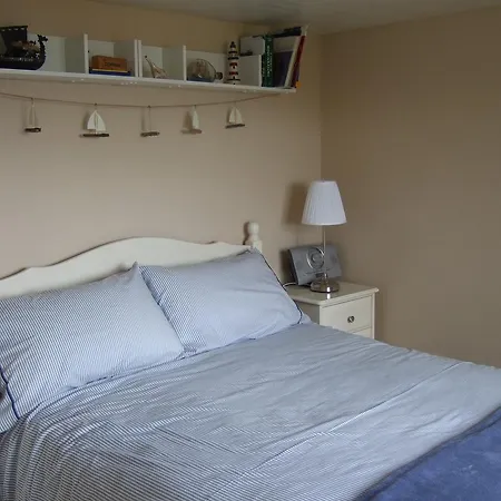 Sunnymeade Accommodation With Sea View