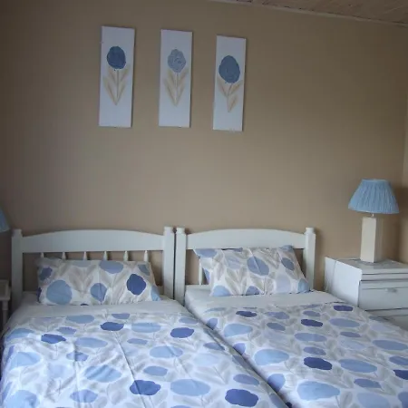 Sunnymeade Accommodation With Sea View 펜션 *