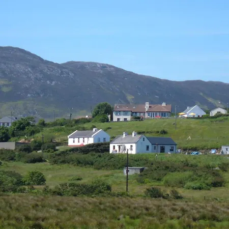 Sunnymeade Accommodation With Sea View